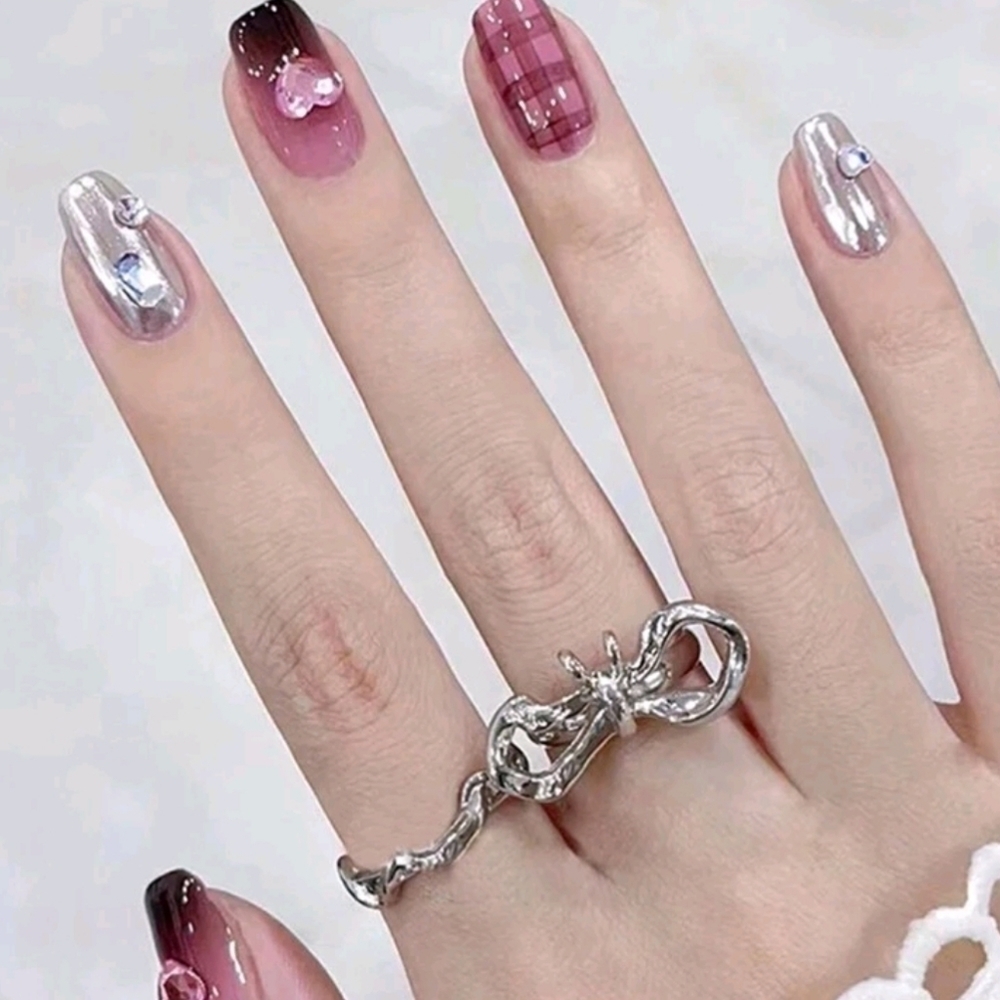 3D Rhinestone Hearts Plaid Press On Nails